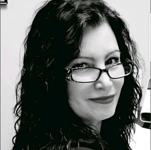 Meet your Posher, Teresa